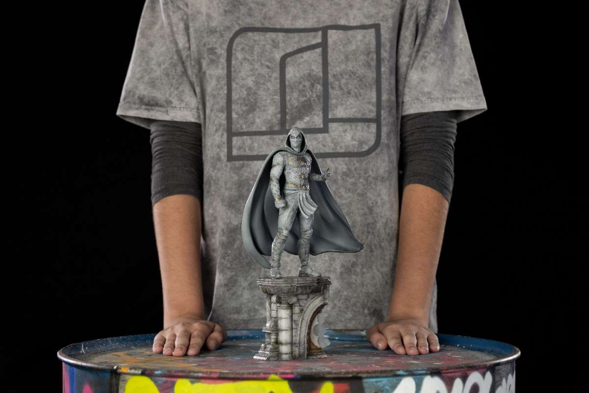 Marvel: Moon Knight - Moon Knight 1:10 Scale Statue