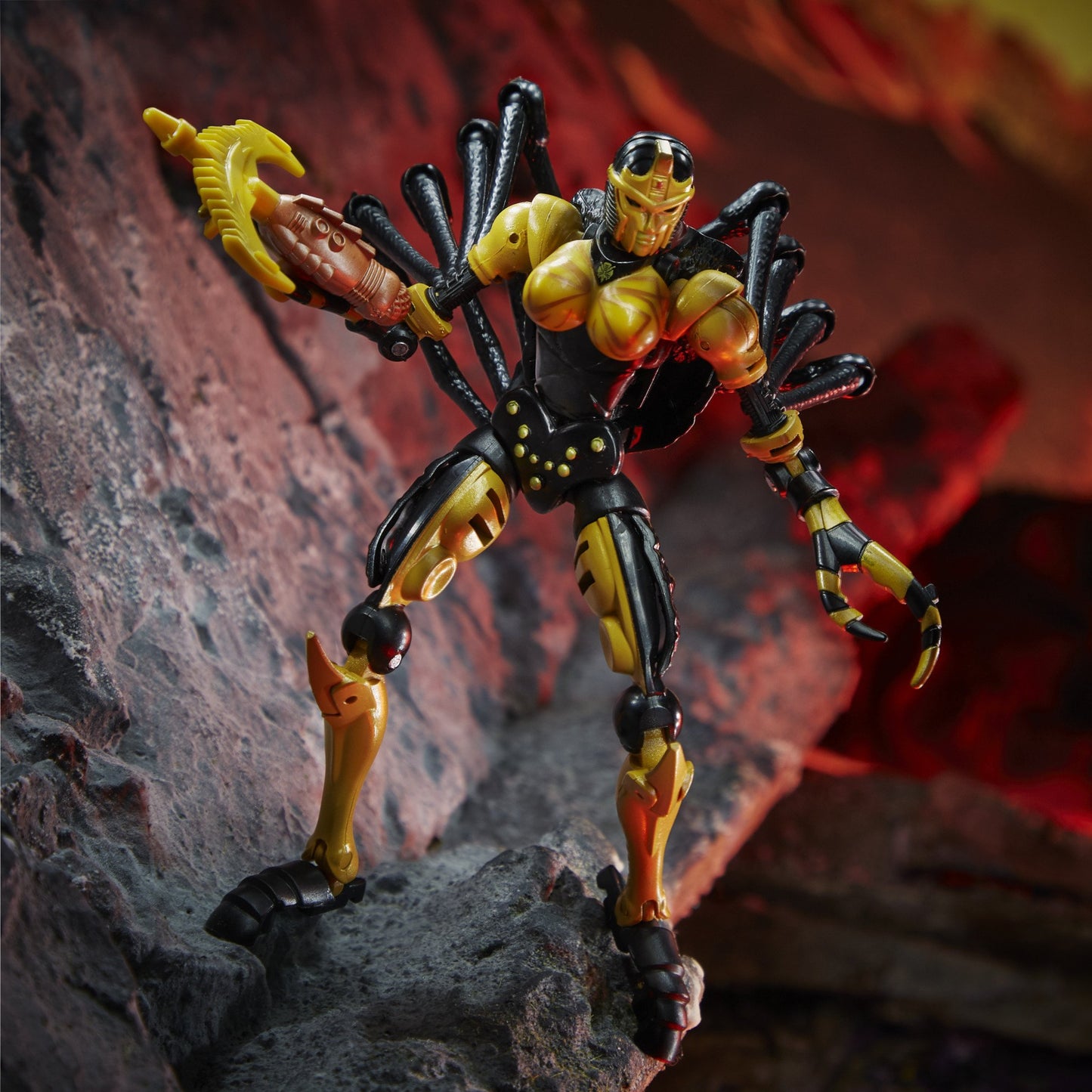 Transformers Generations War for Cybertron: Kingdom Deluxe WFC-K5 Blackarachnia