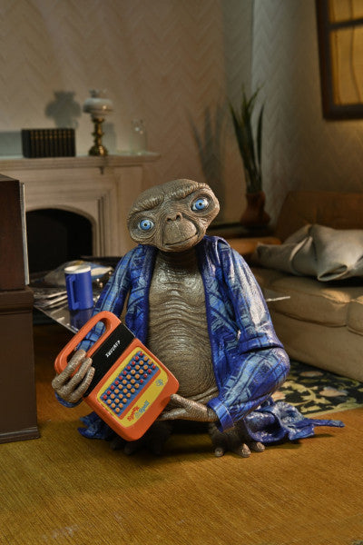 E.T. the Extra-Terrestrial: 40th Anniversary - Ultimate Telepathic E.T. 7 inch Action Figure