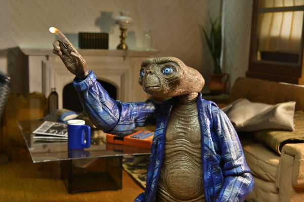 E.T. the Extra-Terrestrial: 40th Anniversary - Ultimate Telepathic E.T. 7 inch Action Figure