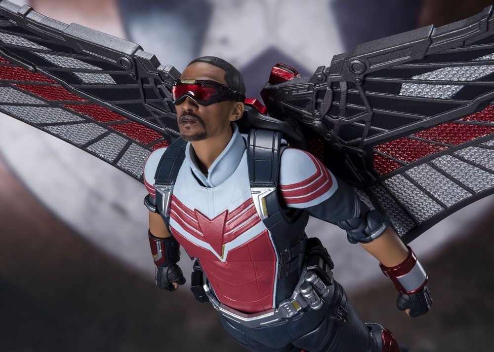 The Falcon and the Winter Soldier S.H. Figuarts Action Figure Falcon 15 cm