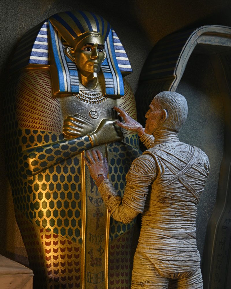 Universal Monsters Accessory Pack for Action Figures The Mummy