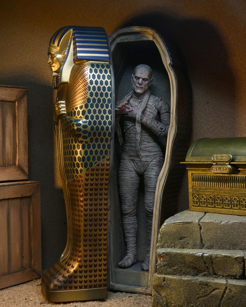 Universal Monsters Accessory Pack for Action Figures The Mummy