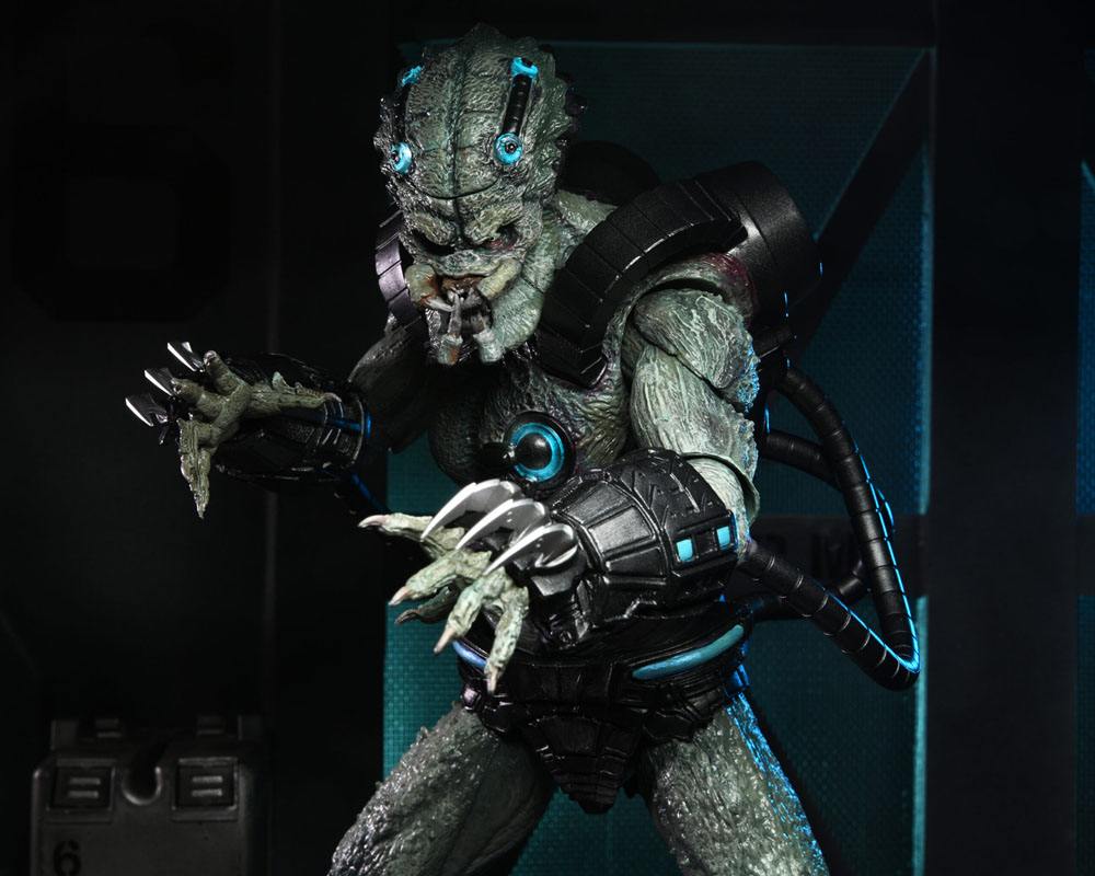 Predator: Concrete Jungle Action Figure Ultimate Deluxe Stone Heart 25 cm