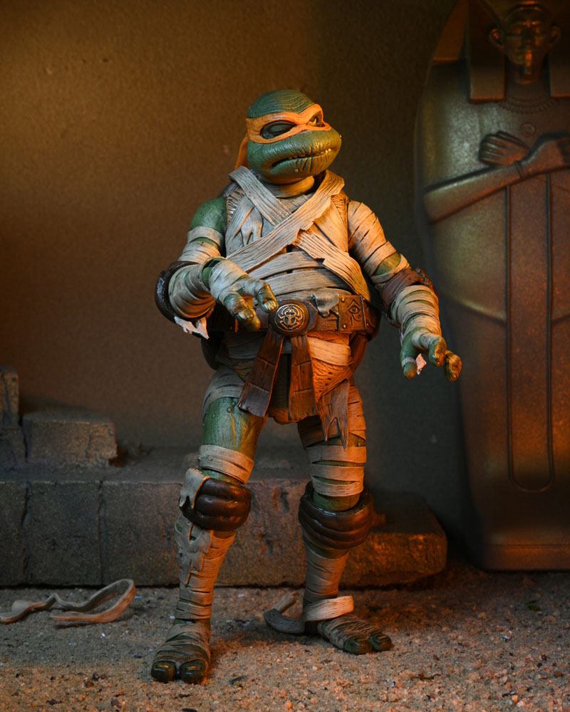 Universal Monsters x Teenage Mutant Ninja Turtles Action Figure Ultimate Michelangelo as The Mummy 18 cm