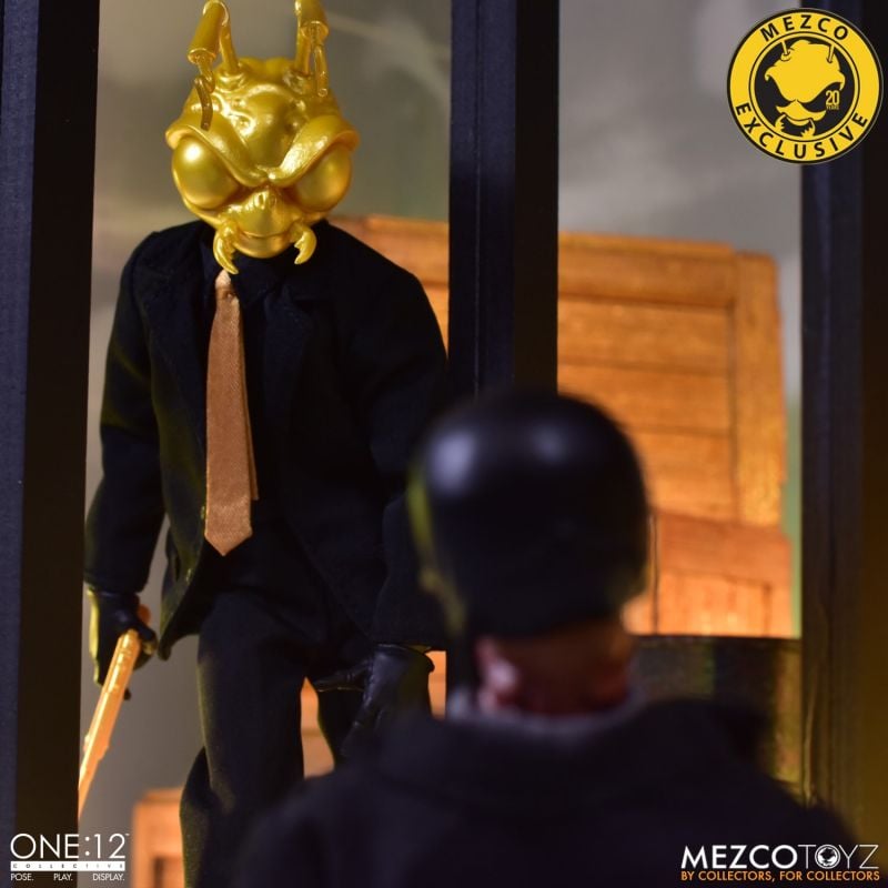 Gomez: The Roach with the Golden Head