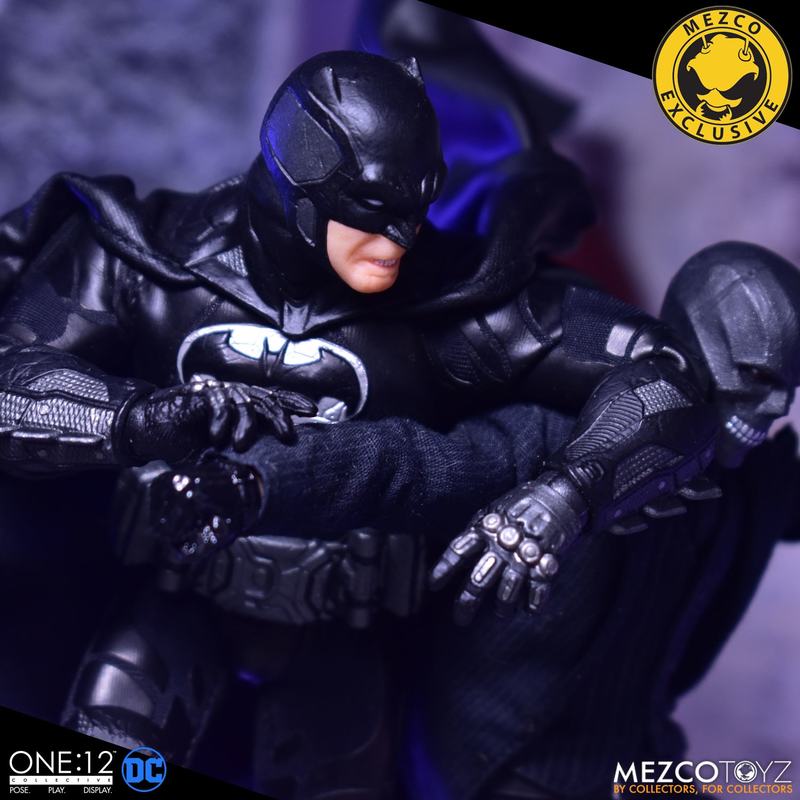 One:12 Batman: Supreme Knight - Shadow Edition