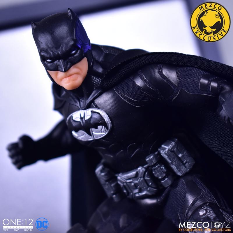 One:12 Batman: Supreme Knight - Shadow Edition