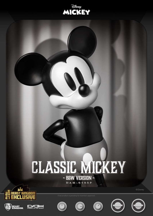 Disney: Classic Mickey 1:9 Scale Figure