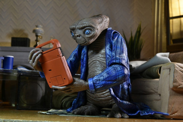 E.T. the Extra-Terrestrial: 40th Anniversary - Ultimate Telepathic E.T. 7 inch Action Figure